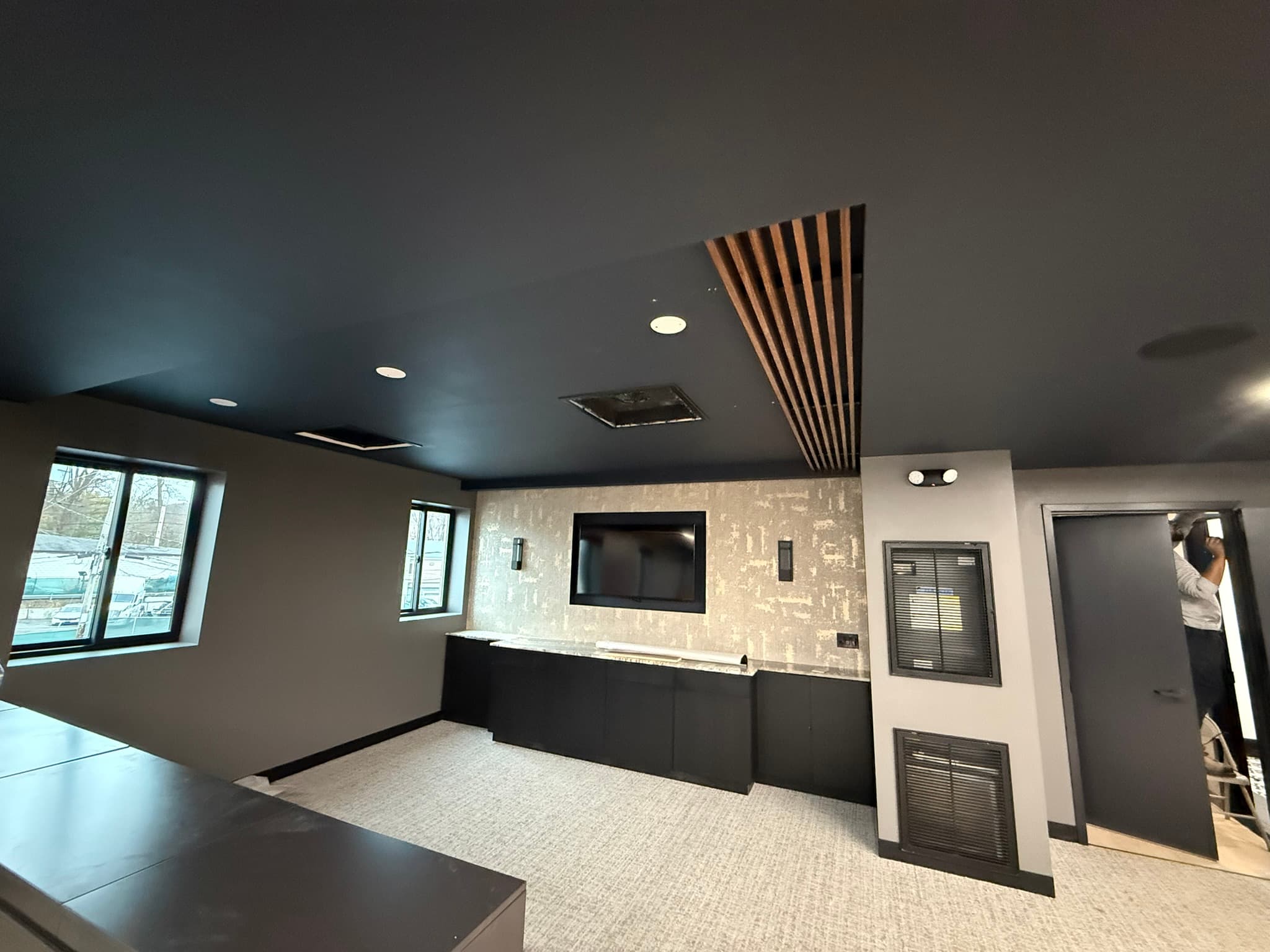 Kings Capital Construction: The bar and lounge during build-out
