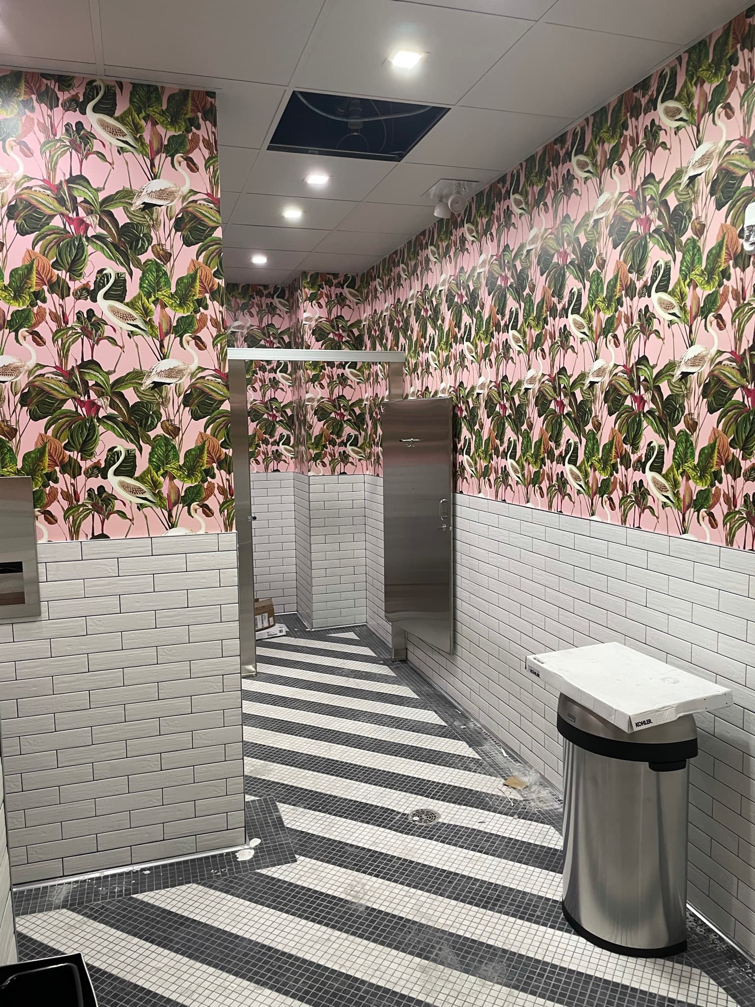Sugar Factory: Interior finish detail