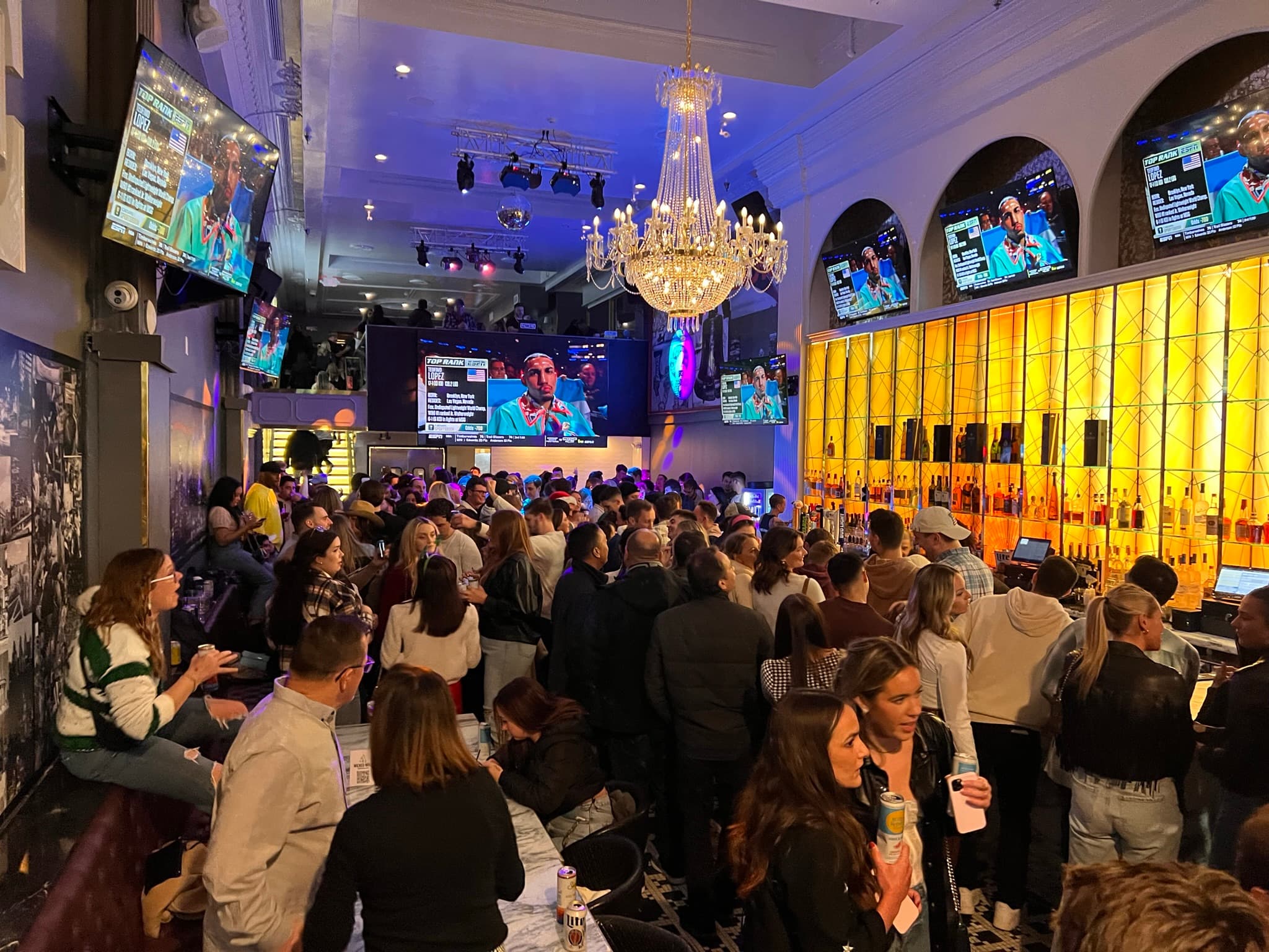 Wicked Wolf: A packed dining room during service